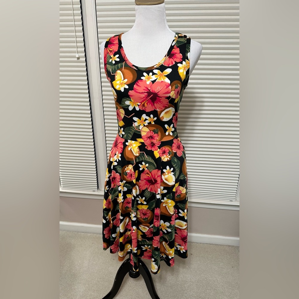 NWT Small LuLaRoe Nicki